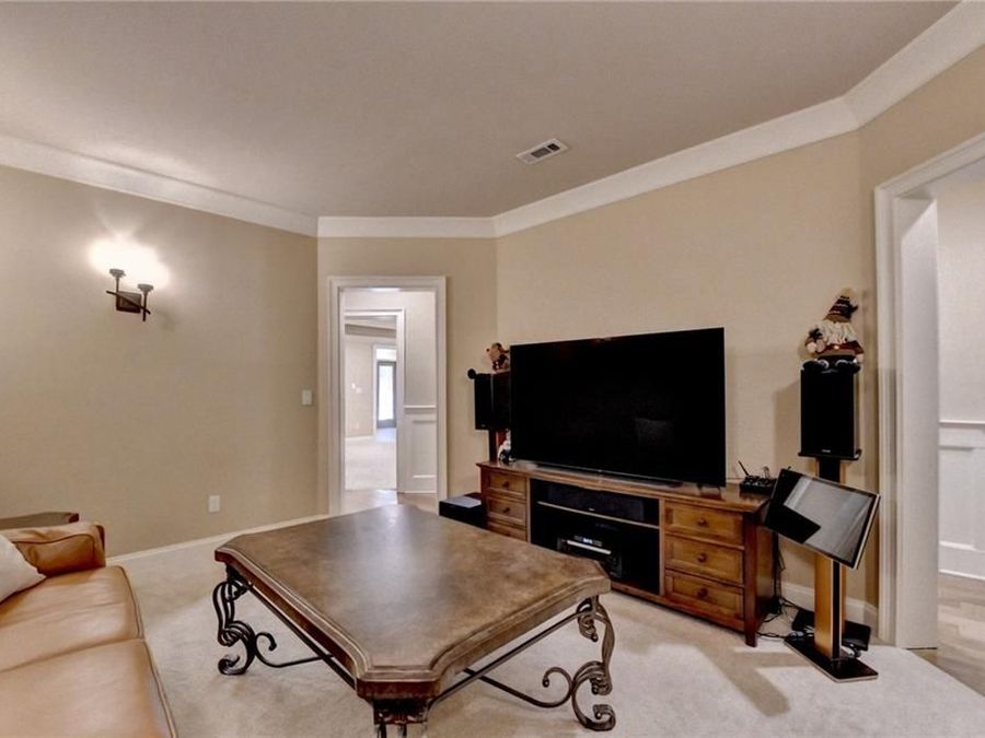 Property Image 90
