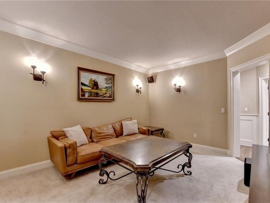 Property Image 91