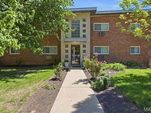2000-2004 Bellevue Avenue , Maplewood, MO 63143