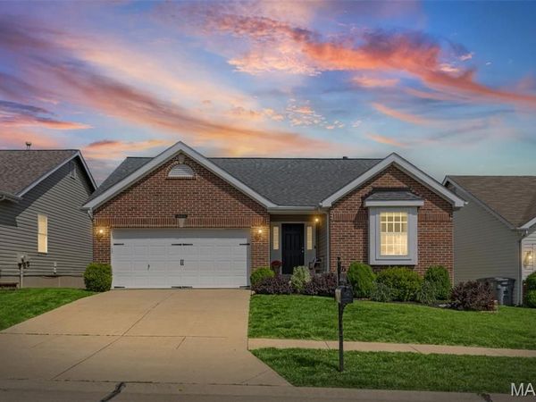 325 Briarchase Circle, Lake St Louis, MO 63367