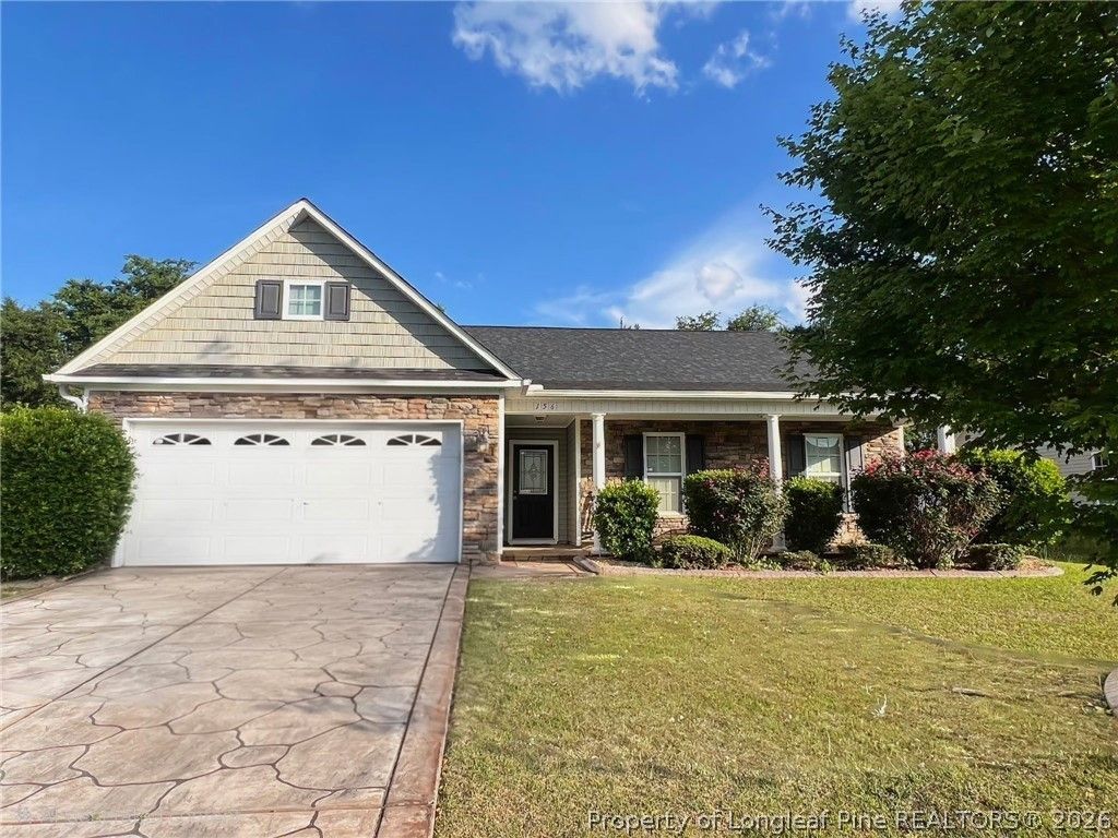 156 Crestwood Lane, Raeford, NC 28376 Main Photo