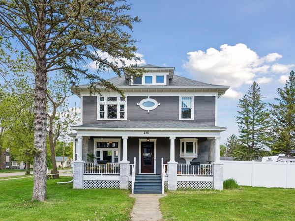 215 3rd Street SE, Cokato, MN 55321