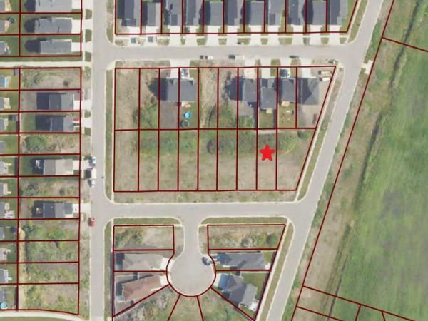 6723 68th Avenue S, Horace, ND 58047