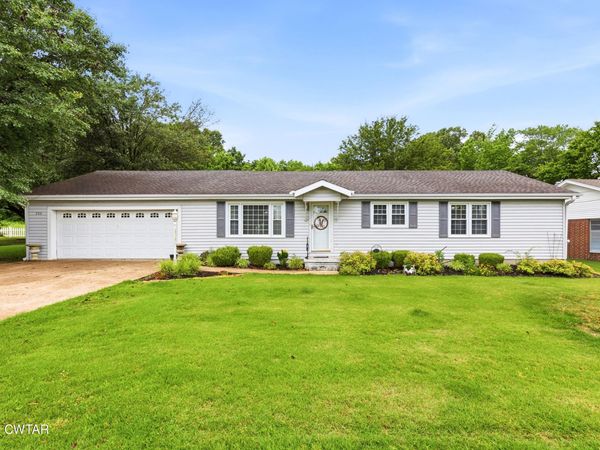 202 Highland Circle , Bradford, TN 38316