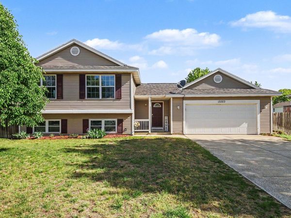 13323 Tamarack Drive, Holland, MI 49424