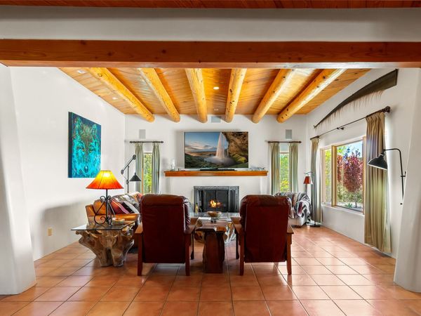 117 B Paseo Nopal , Santa Fe, NM 87507