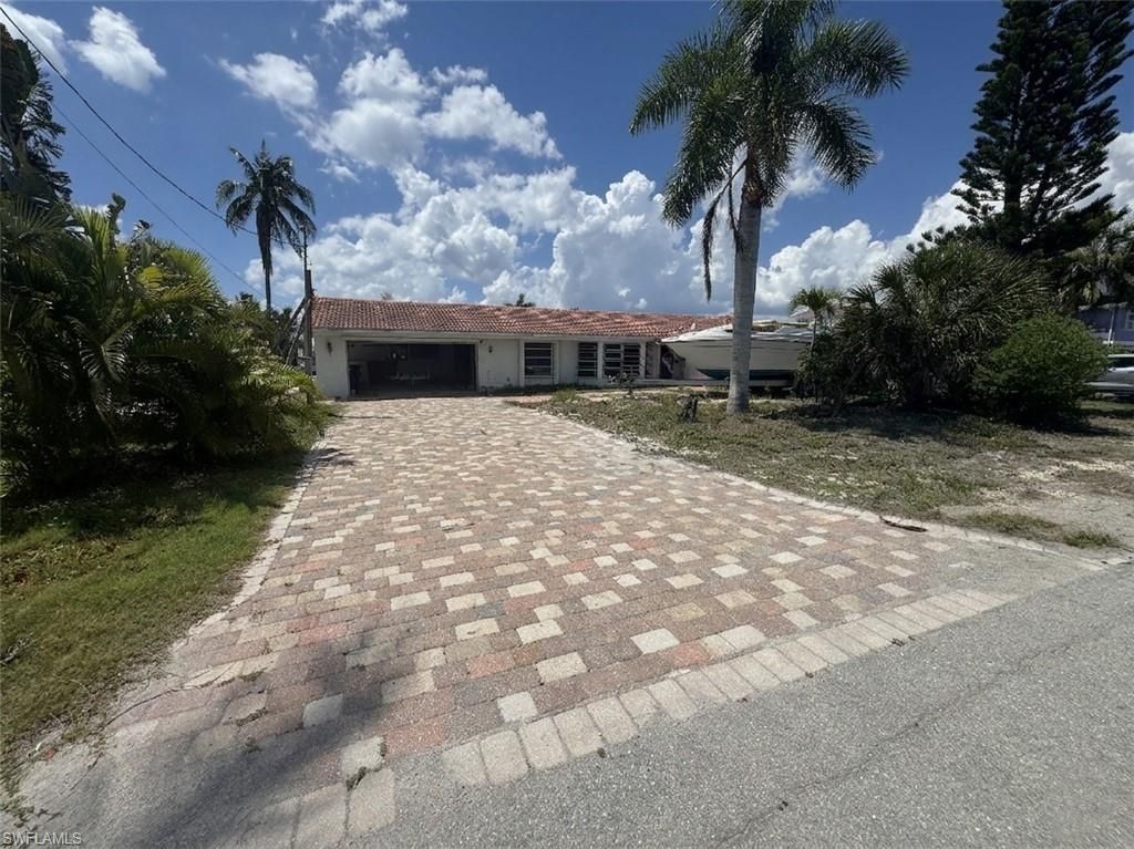 139 Ibis St, Fort Myers Beach, FL 33931 Photo