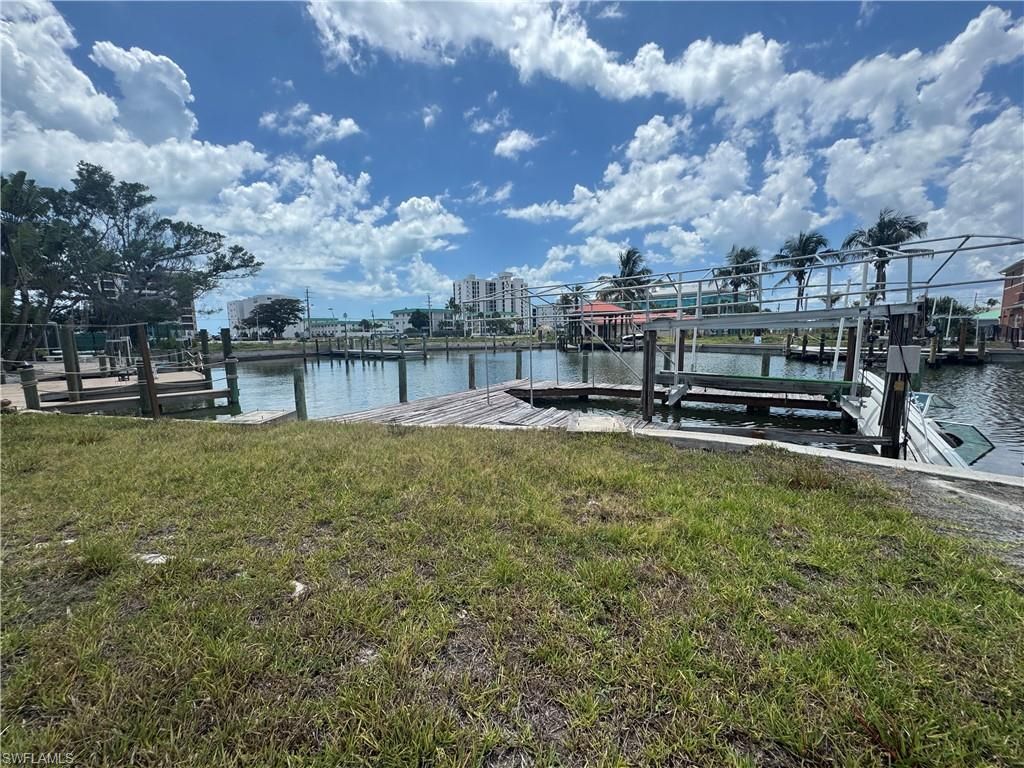 139 Ibis St, Fort Myers Beach, FL 33931 Photo