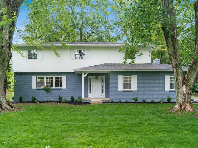 8782 Stonehenge Drive NW, Pickerington, OH 43147 Photo 1