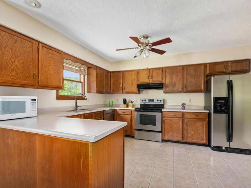 20 Winter Green Loop SW, Pataskala, OH 43062 Photo 11