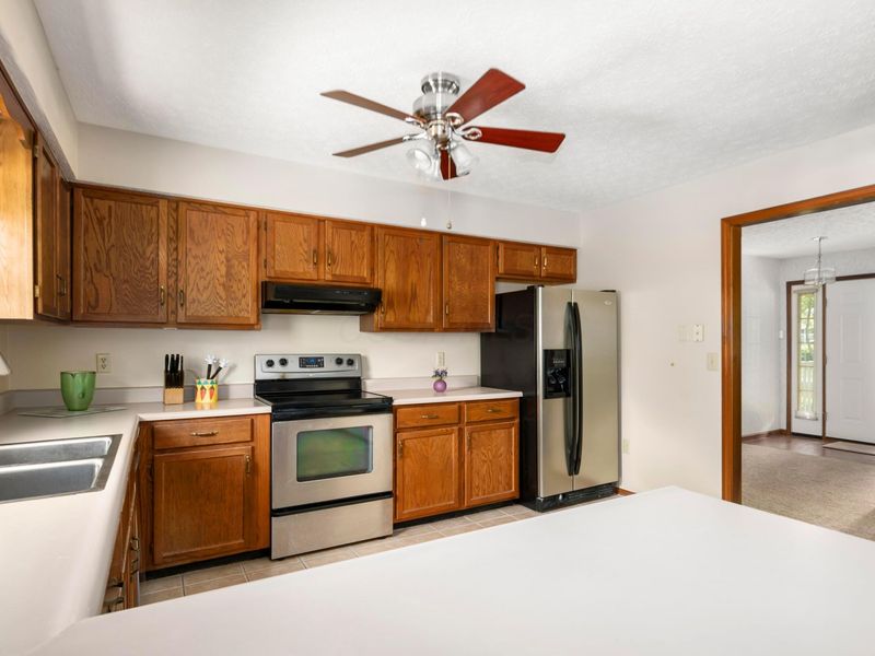 20 Winter Green Loop SW, Pataskala, OH 43062 Photo 12