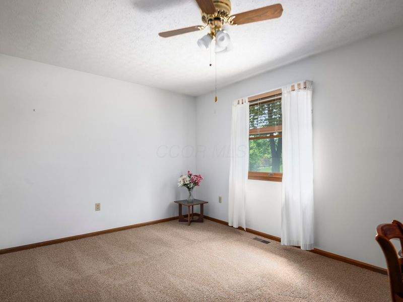 20 Winter Green Loop SW, Pataskala, OH 43062 Photo 22