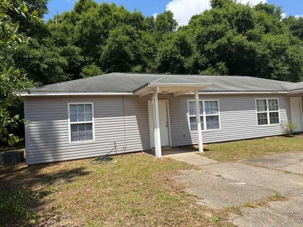 5326 Vernon Taylor Road, Baker, FL 32531