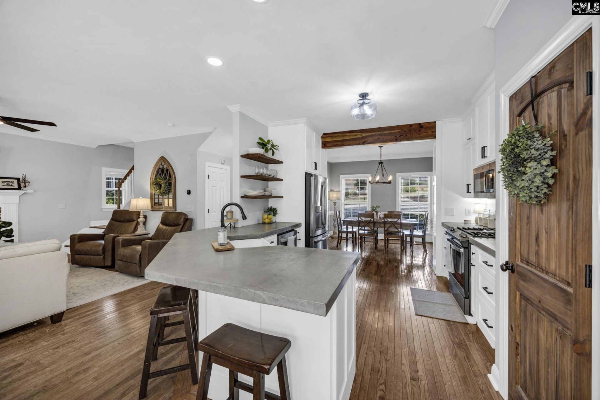12 W Canterbury Court Photo 15