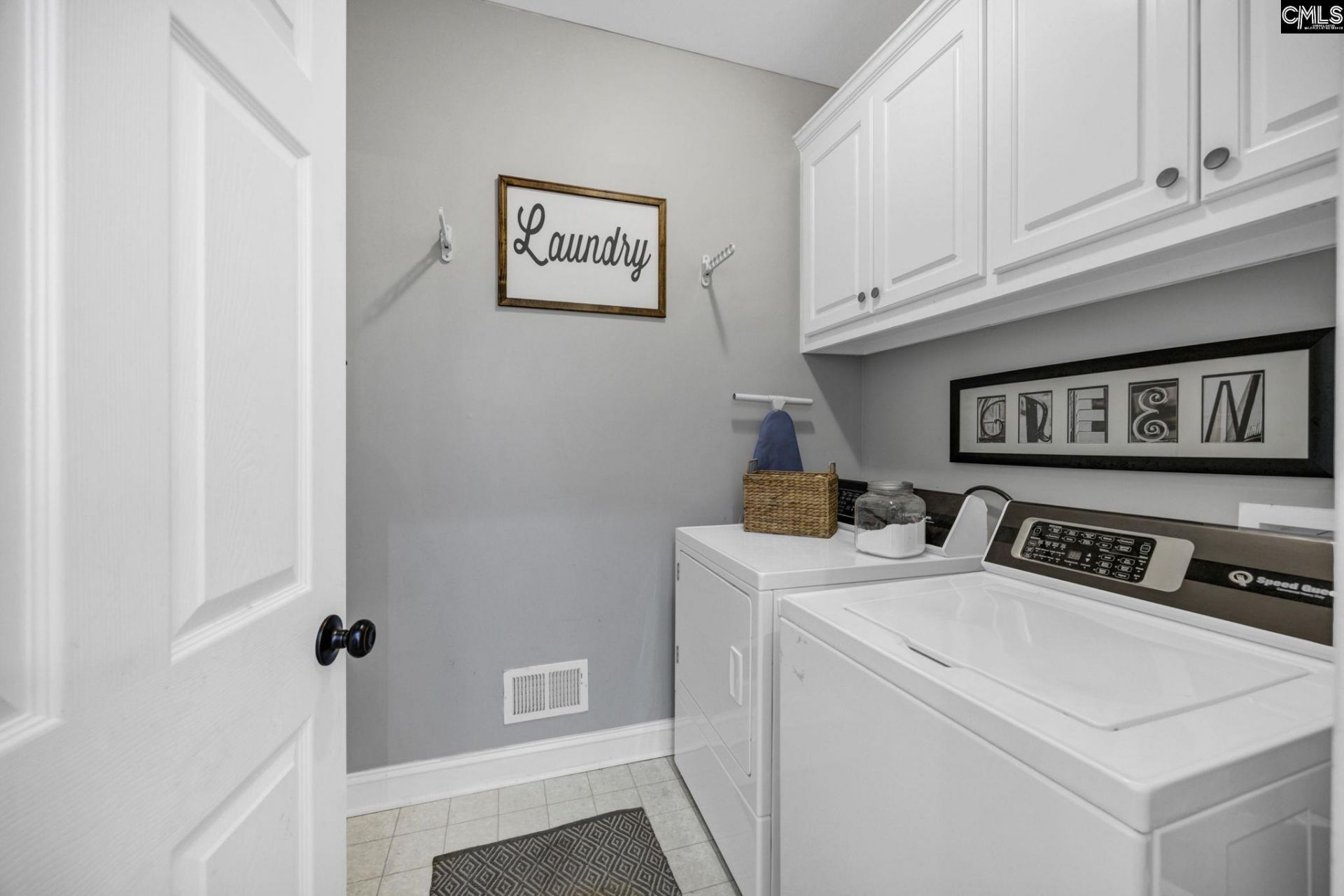 12 W Canterbury Court Photo 30