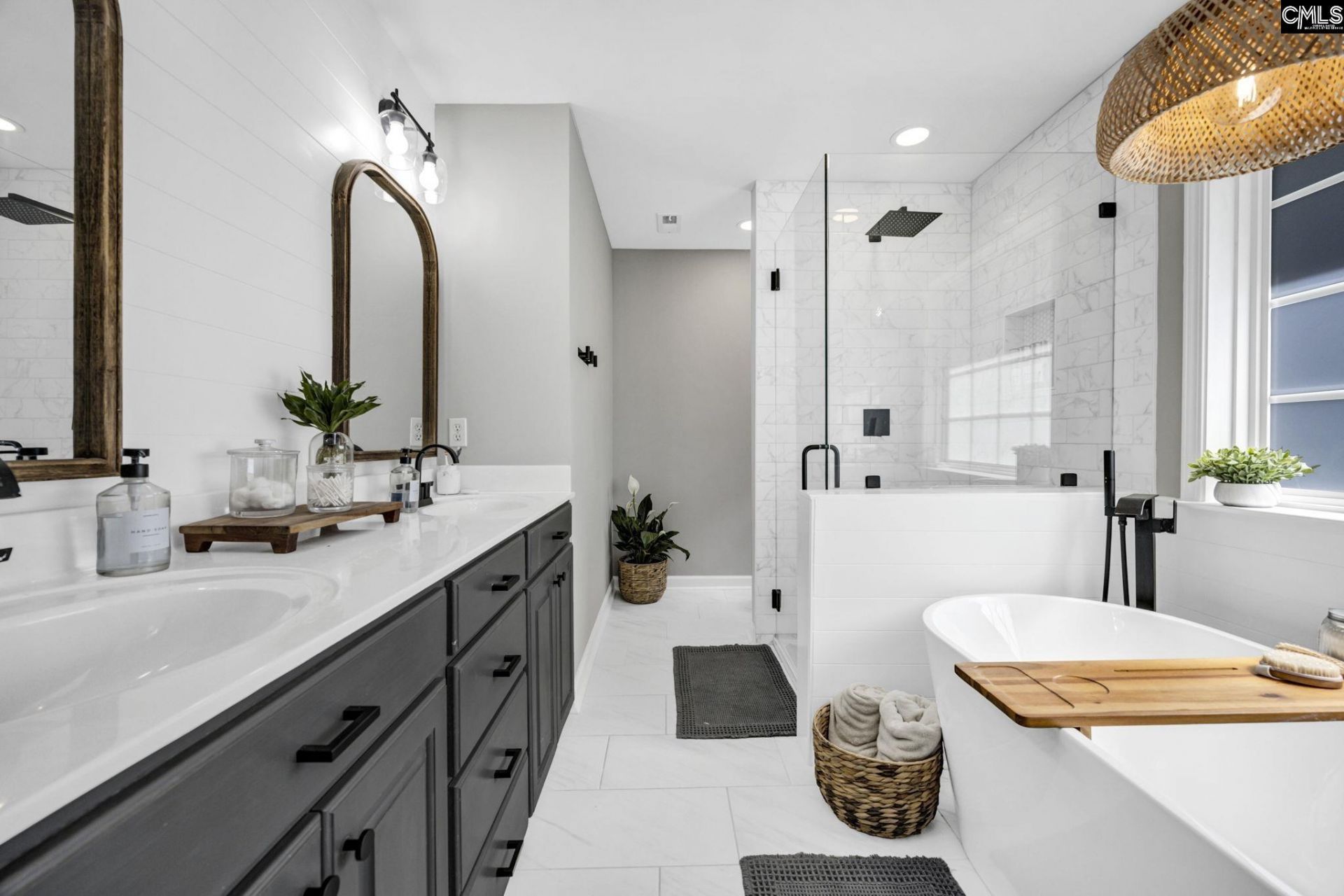 12 W Canterbury Court Photo 43