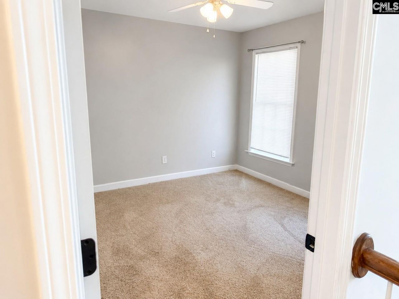 12 W Canterbury Court Photo 48