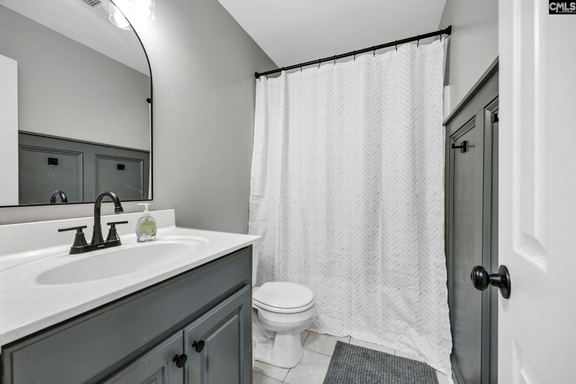 12 W Canterbury Court Photo 56