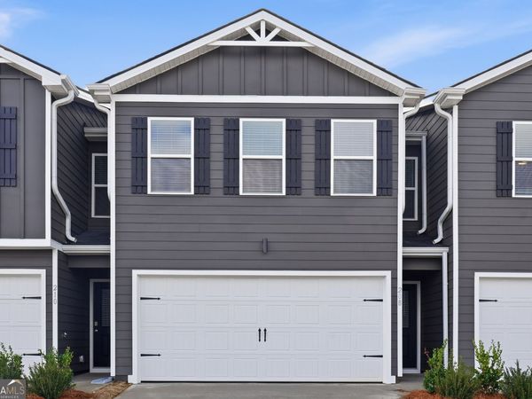 218 Norchester Avenue, Hogansville, GA 30230