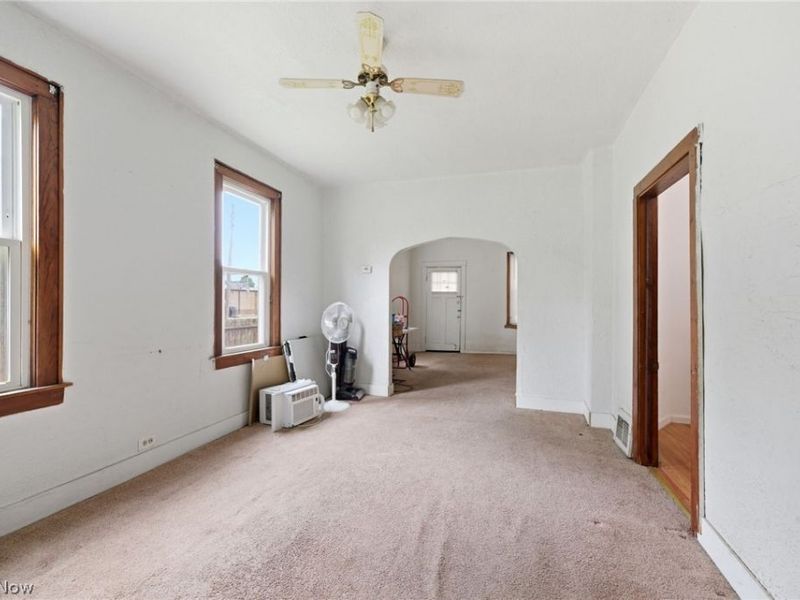 3524 Walton Avenue, Cleveland, OH 44113 Photo 10