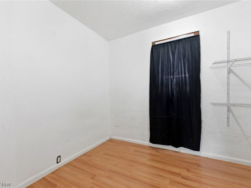 3524 Walton Avenue, Cleveland, OH 44113 Photo 11