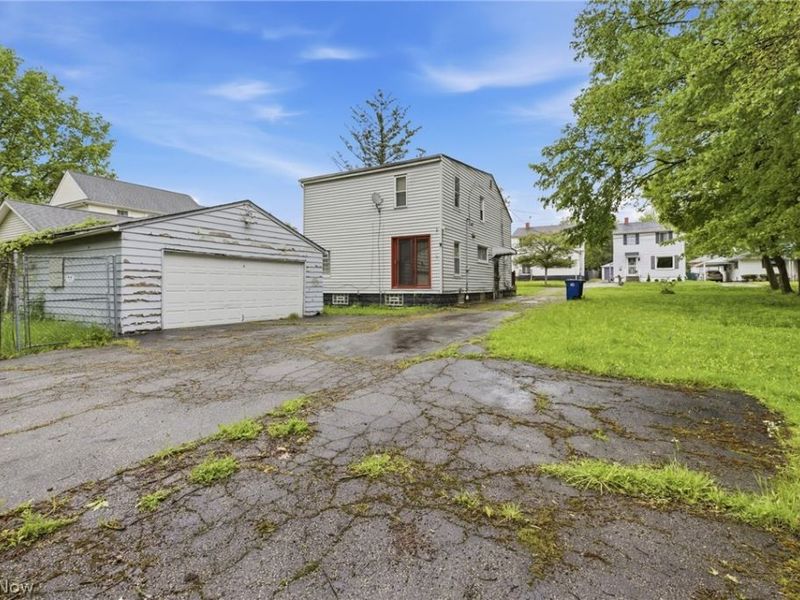 4582 E 173rd Street, Cleveland, OH 44128 Photo 4