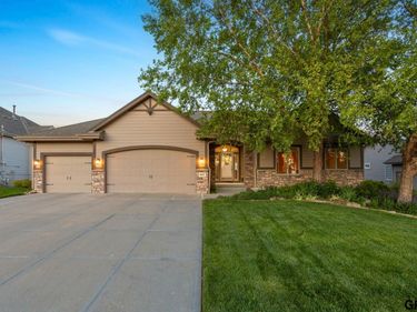 11617 S 201st Street, Gretna, NE 68028