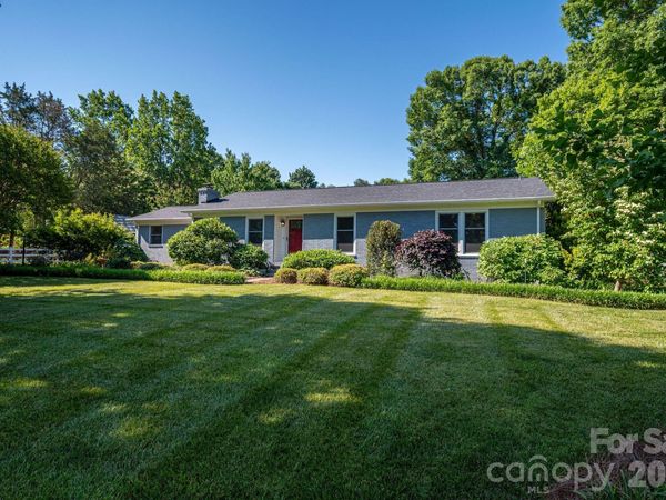 305 Heather Lane , Mount Holly, NC 28120