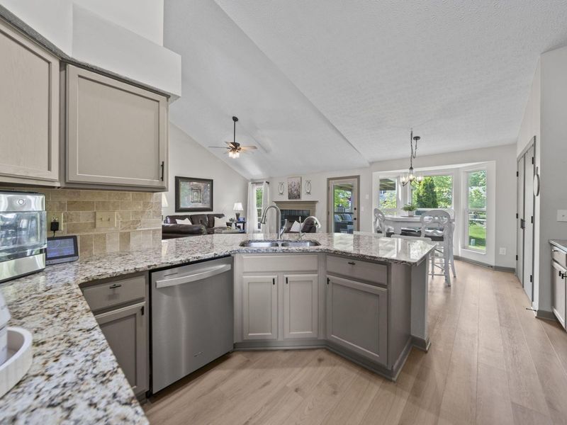 475 Morningstar Drive, Marysville, OH 43040 Photo 8