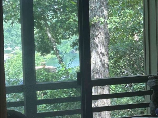 33 Churchill Drive, Bella Vista, AR 72715
