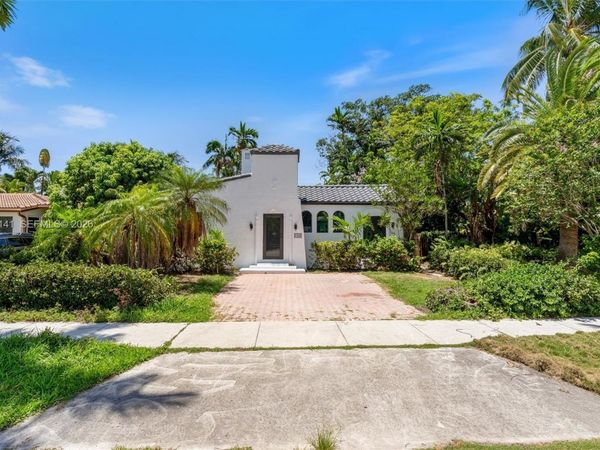 1108 Harrison St , Hollywood, FL 33019