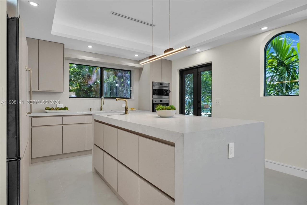 1108 Harrison St, Hollywood, FL 33019 Photo