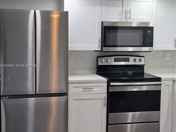 3711 Van Buren St , Unit 2, Hollywood, FL 33021