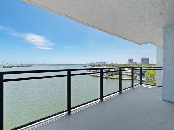 7751 NE Bayshore Ct , Unit 7B, Miami, FL 33138