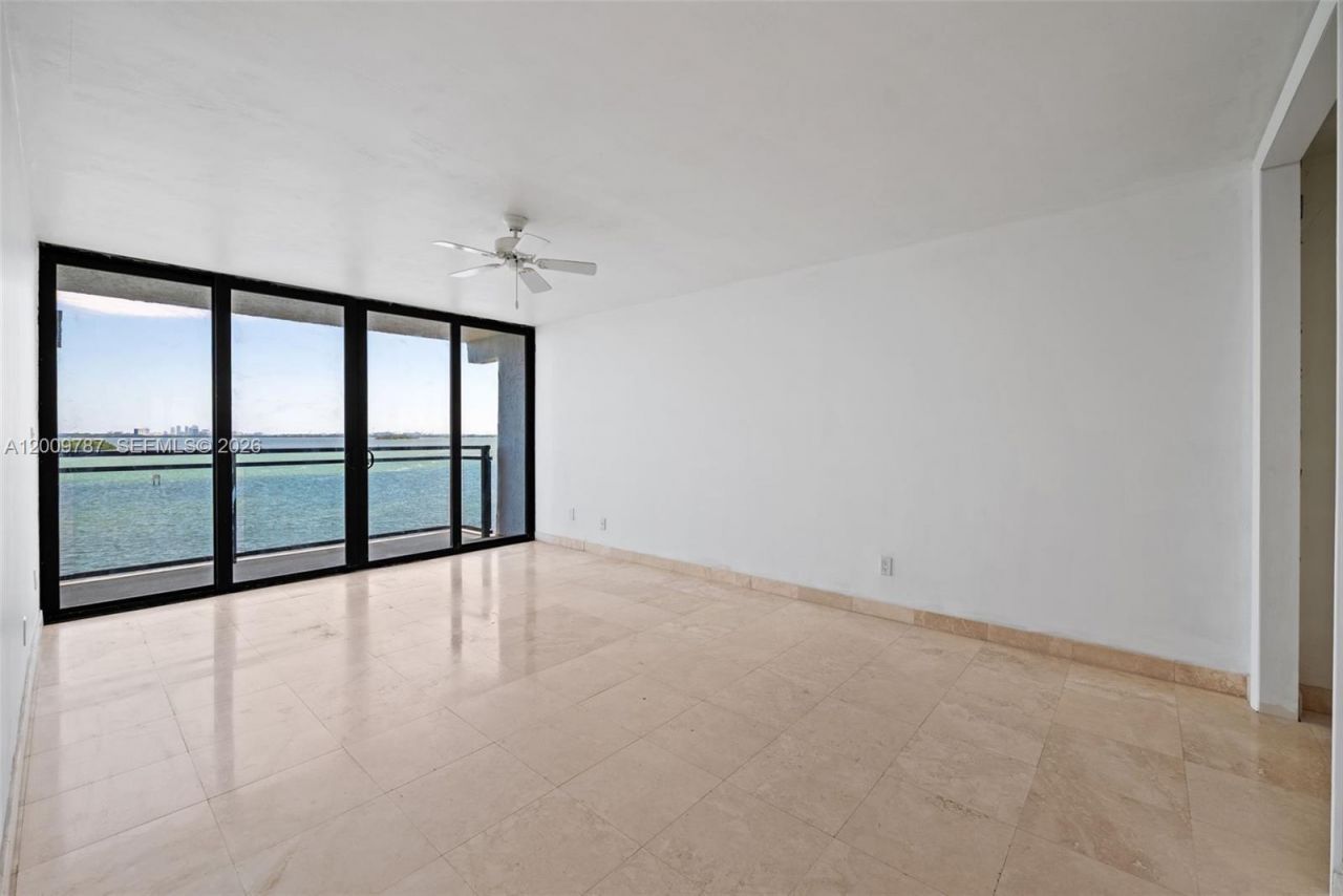 7751 NE Bayshore Ct, Unit 7B, Miami, FL 33138 Photo