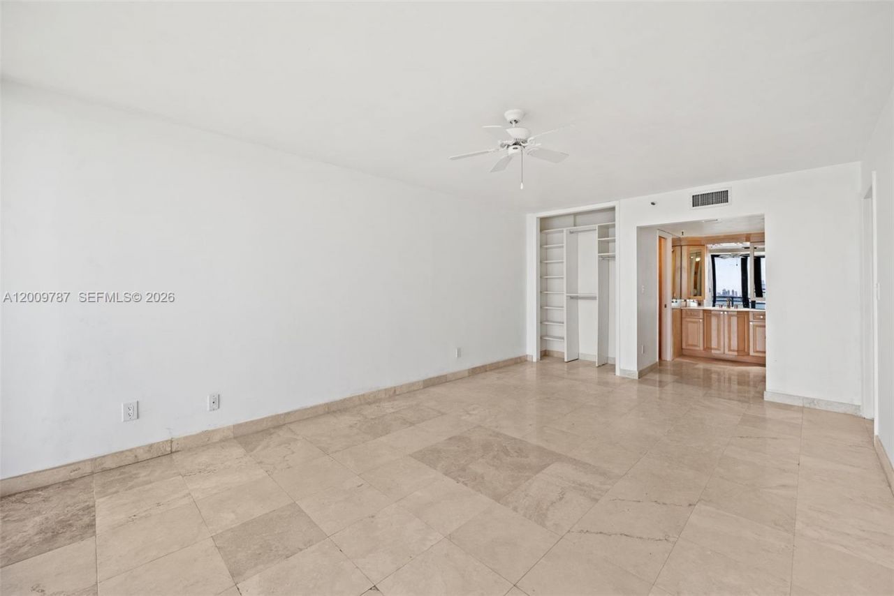 7751 NE Bayshore Ct, Unit 7B, Miami, FL 33138 Photo