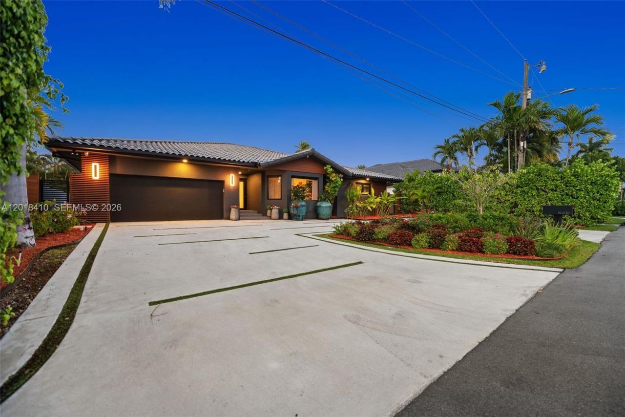 16431 NE 34th Ave , North Miami Beach, FL 33160 Photo