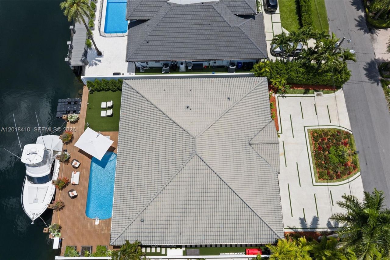 16431 NE 34th Ave , North Miami Beach, FL 33160 Photo
