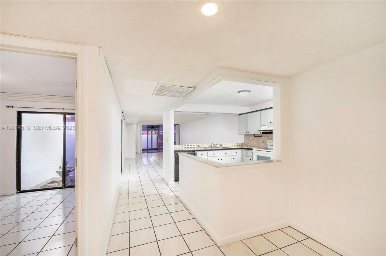 1220 SW 131st Place Cir W , Unit 1220, Miami, FL 33184 Photo