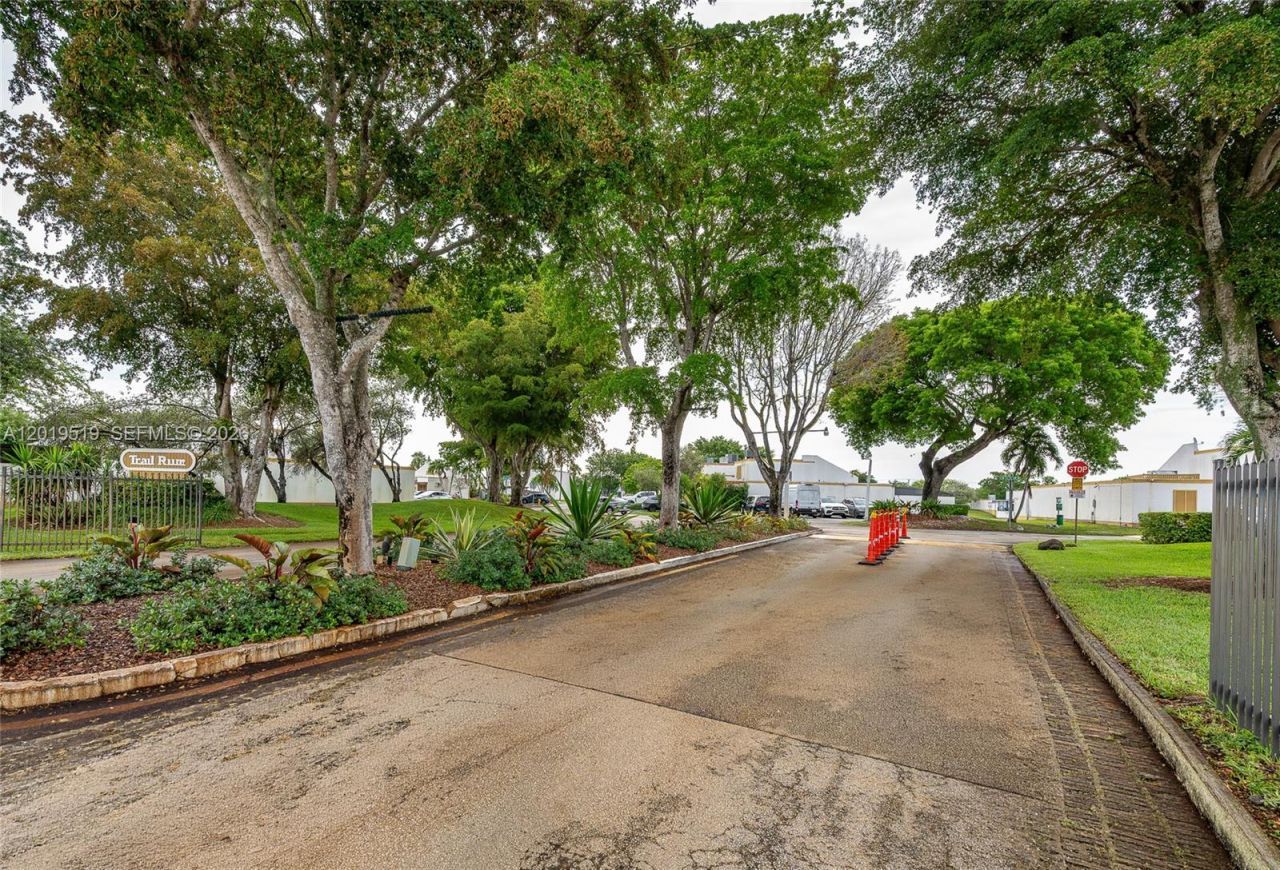 1220 SW 131st Place Cir W , Unit 1220, Miami, FL 33184 Photo