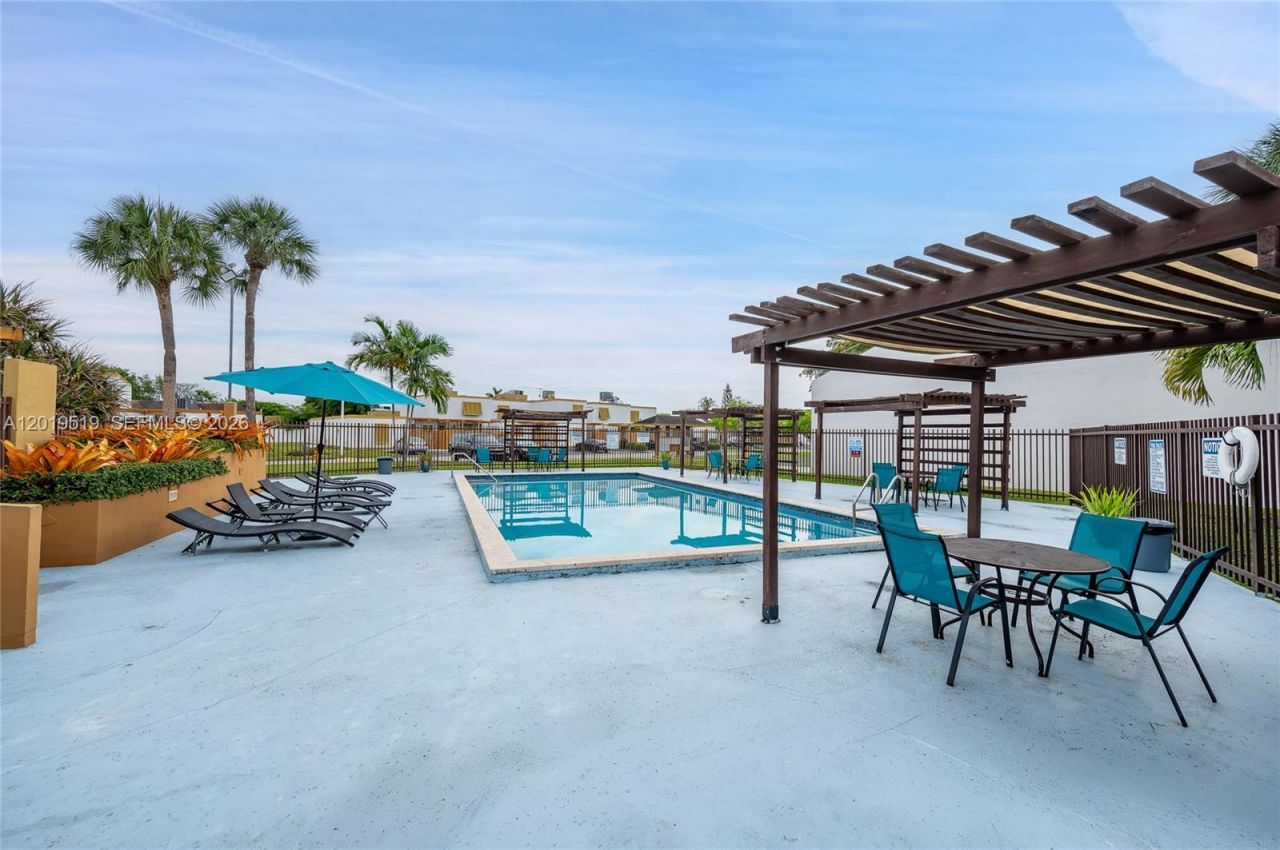 1220 SW 131st Place Cir W , Unit 1220, Miami, FL 33184 Photo
