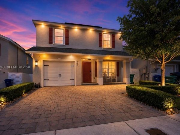 542 NE 6th Pl , Florida City, FL 33034