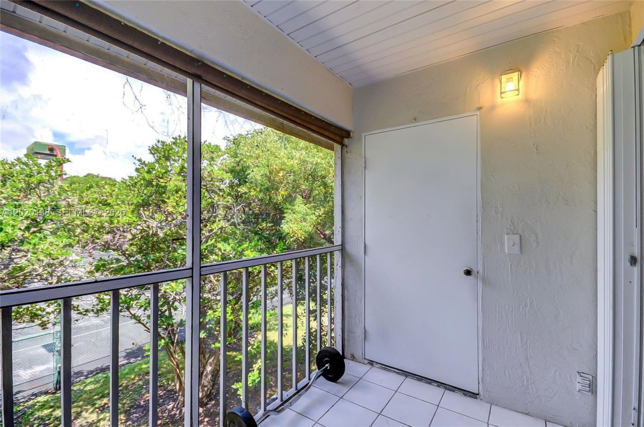 14014 SW 91st Ter, Unit 14014, Miami, FL 33186 Photo