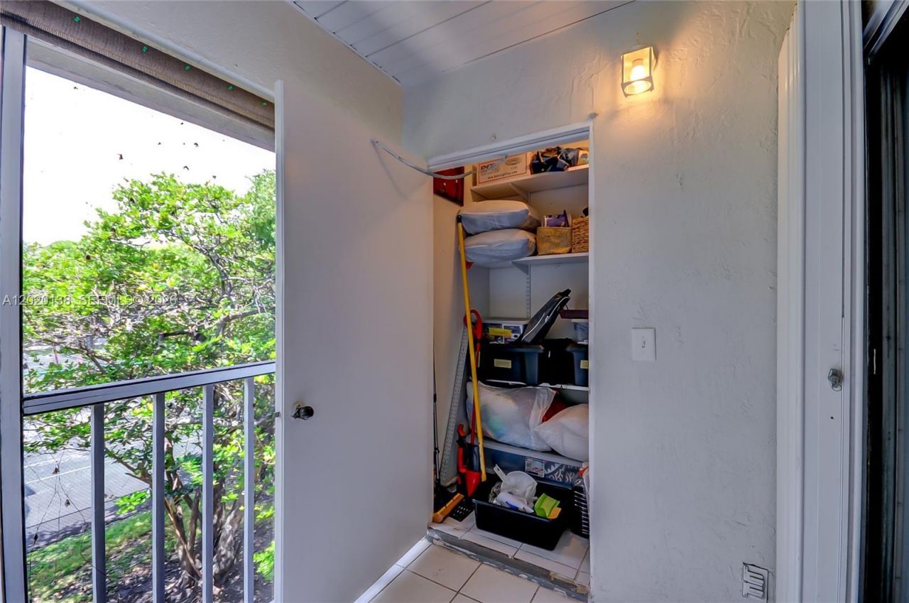 14014 SW 91st Ter, Unit 14014, Miami, FL 33186 Photo