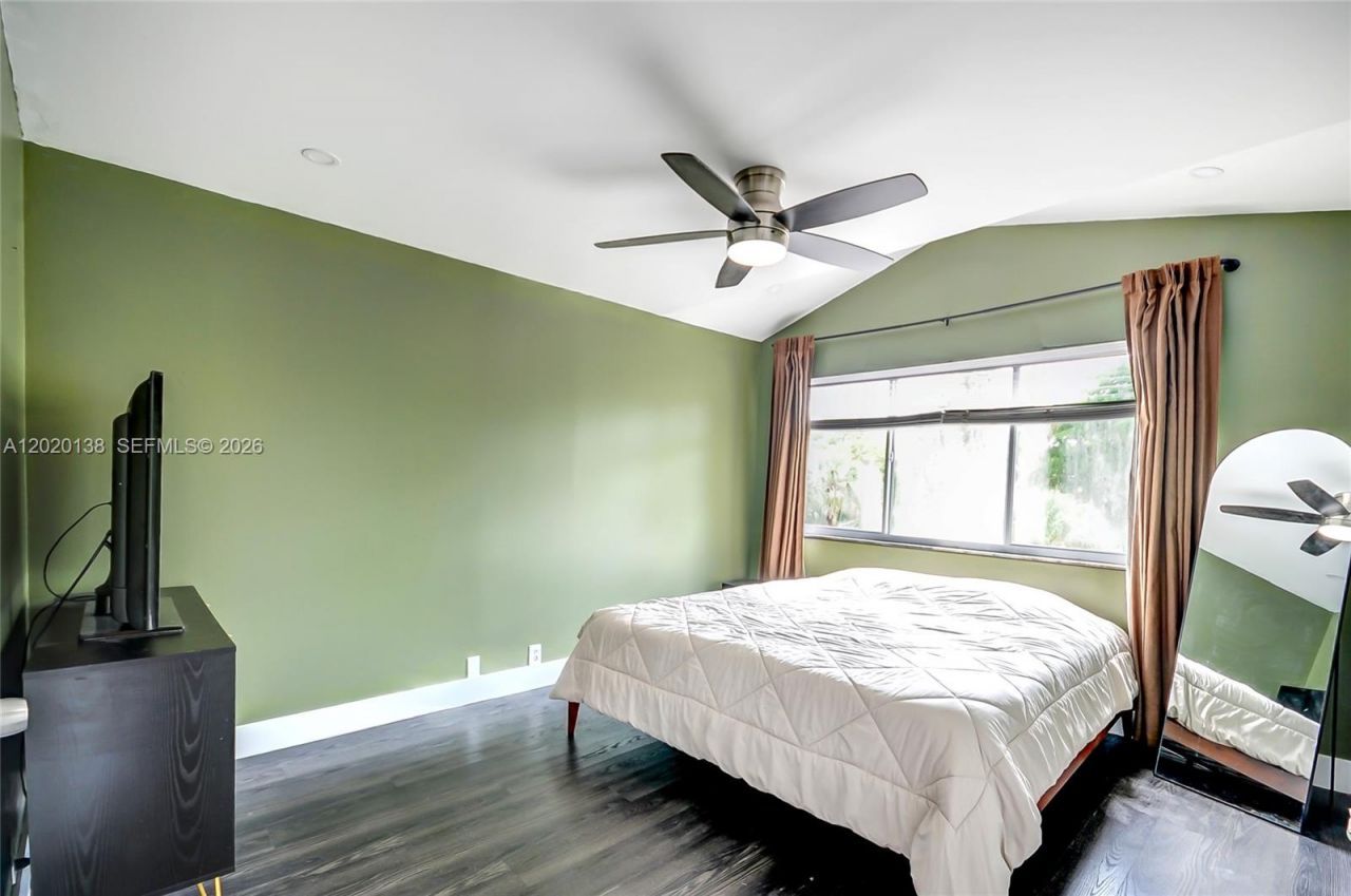 14014 SW 91st Ter, Unit 14014, Miami, FL 33186 Photo
