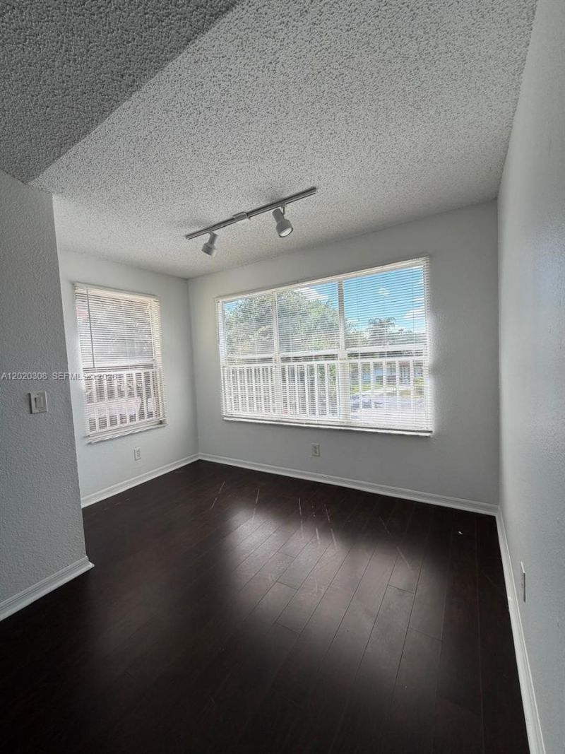 12950 Vista Isles Dr , Unit 421, Sunrise, FL 33325 Photo