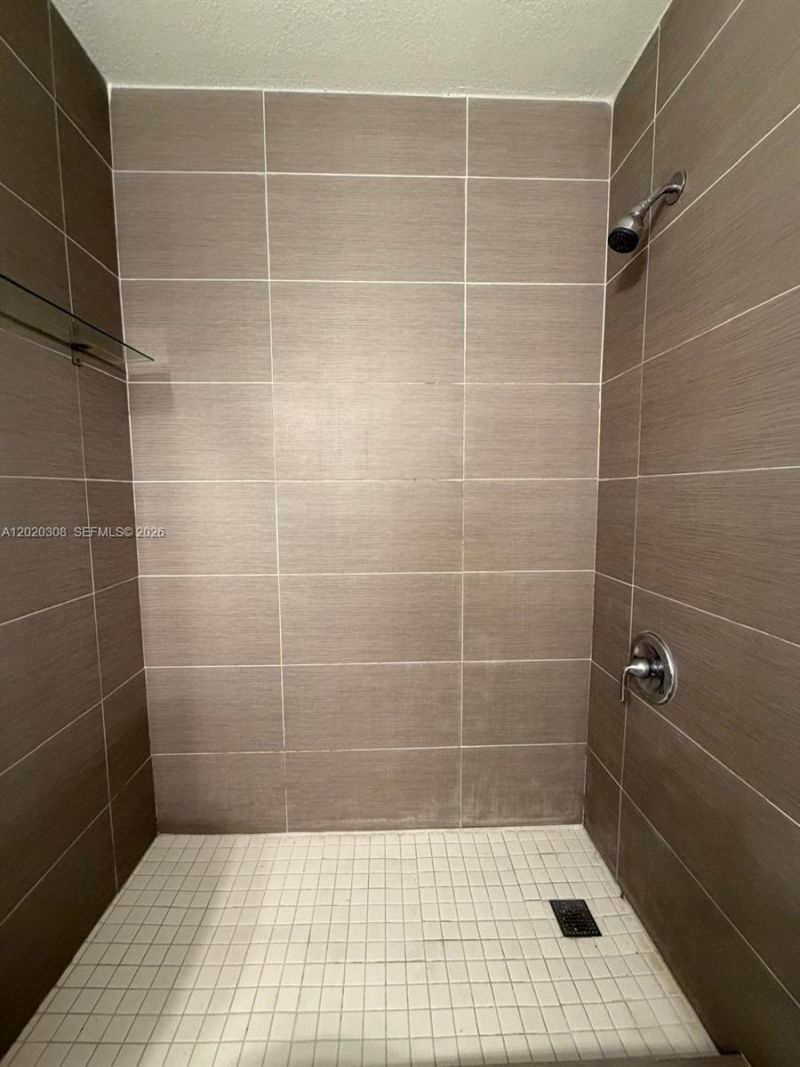 12950 Vista Isles Dr , Unit 421, Sunrise, FL 33325 Photo