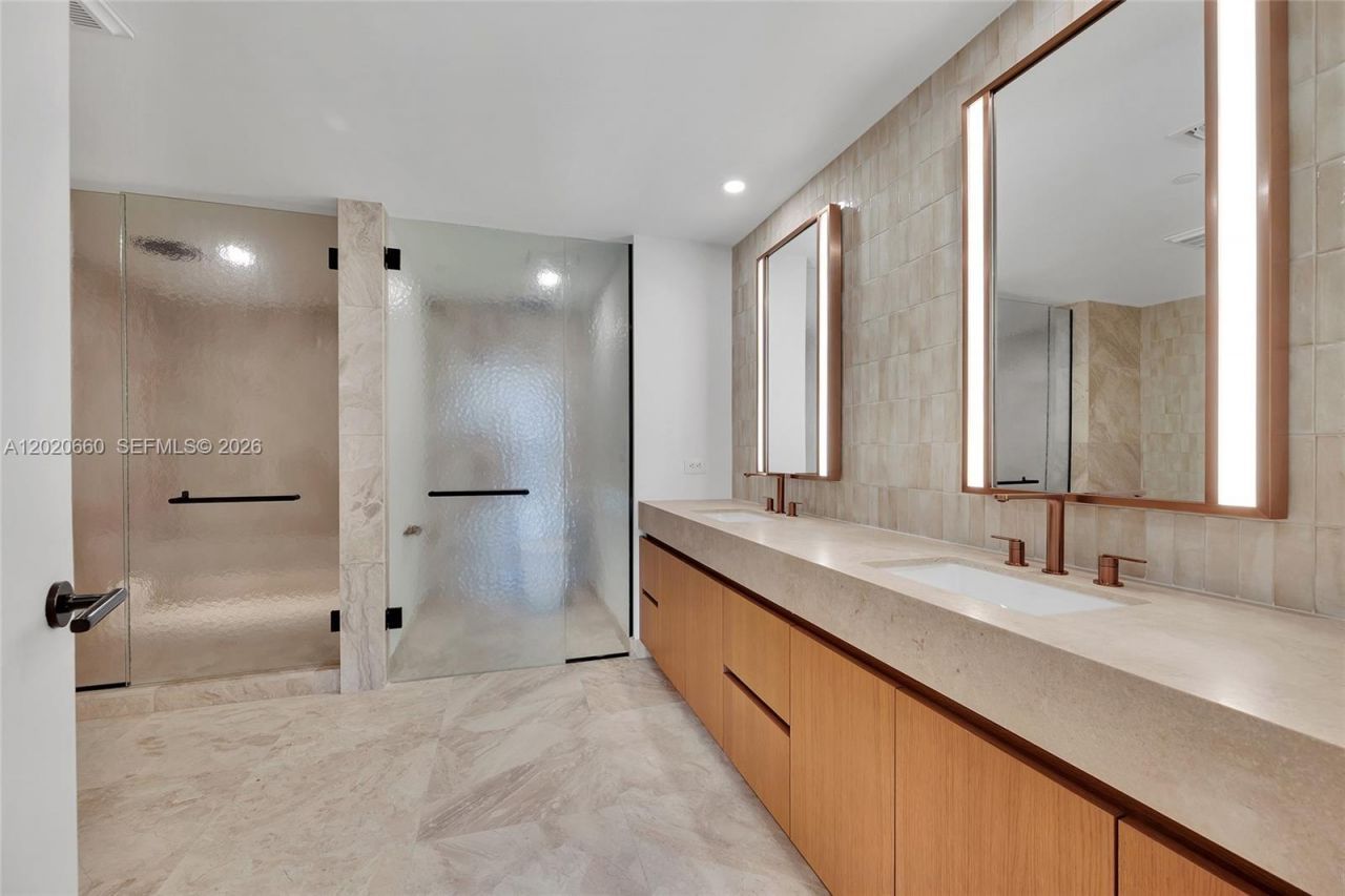 1176 97th St, Unit 704, Bay Harbor Islands, FL 33154 Photo