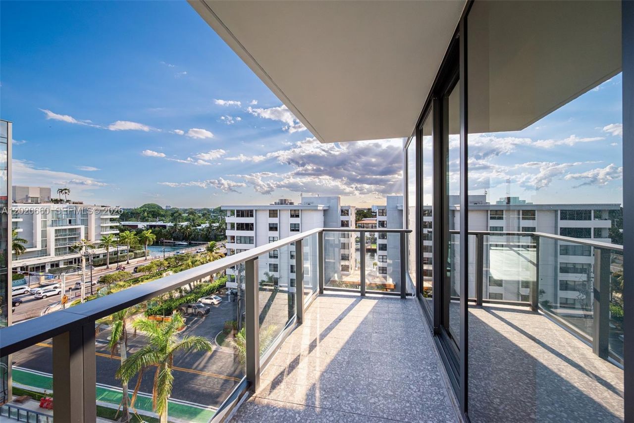 1176 97th St, Unit 704, Bay Harbor Islands, FL 33154 Photo