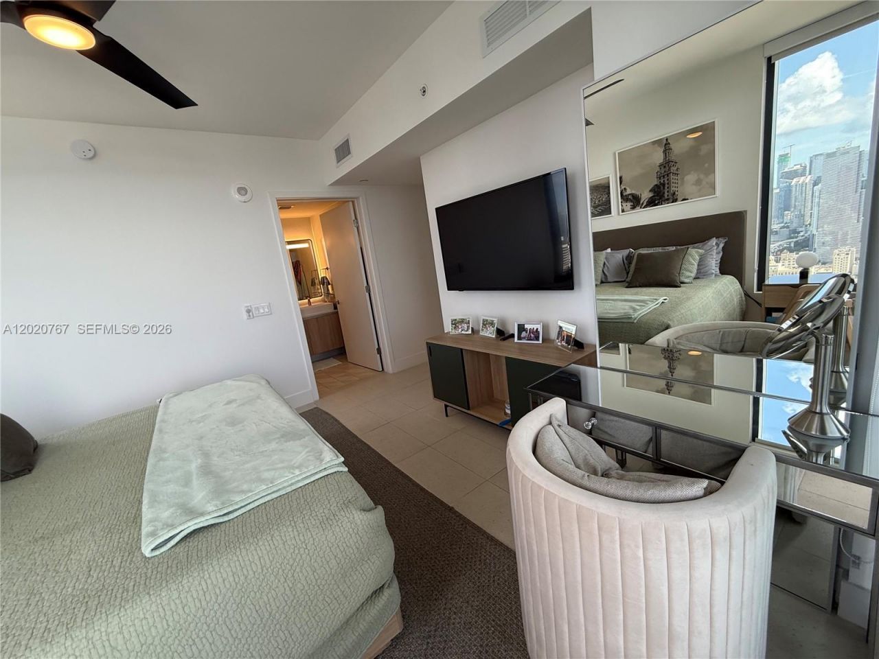 159 NE 6th St, Unit 4016, Miami, FL 33132 Photo